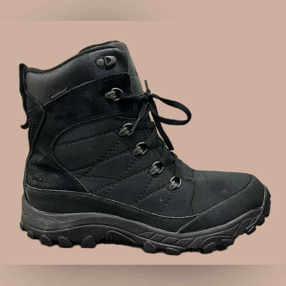 The North Face Men’s Black winter Boots